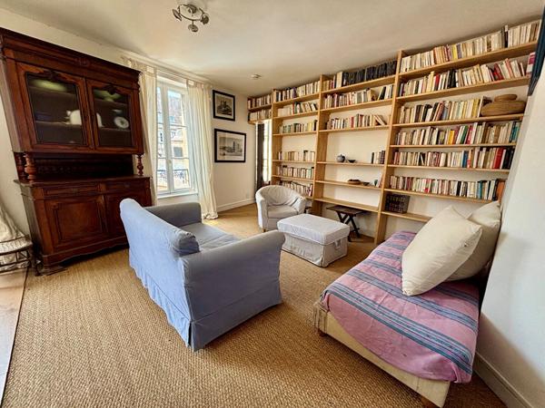 Quimper centre ville, Magnifique appartement T2
