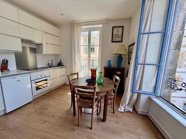 Quimper centre ville, Magnifique appartement T2