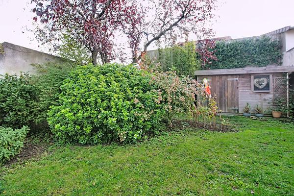 MAISON RUEIL-MALMAISON COTEAUX 3 CHAMBRES JARDIN TERRASSE 180 M2 GARAGE