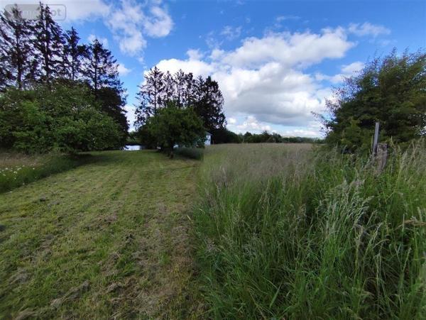 Immeuble à vendre à Hannappes dans les Ardennes (08290), ref : 2024 25   
ARDENNES