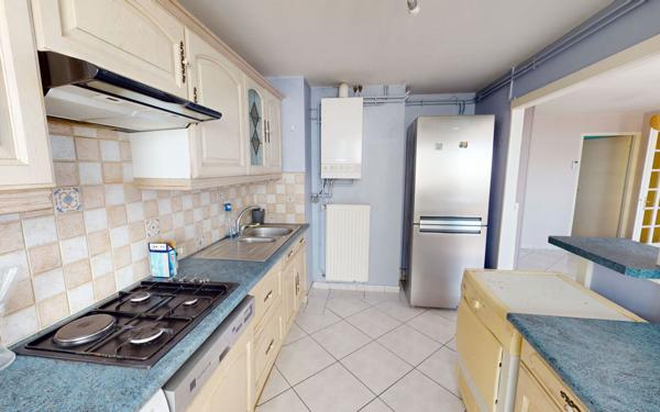 Appartement à vendre    3 pièces • 76,79 m2 Yutz