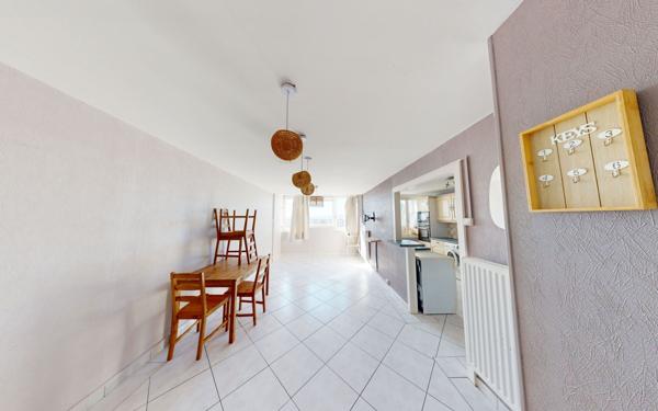 Appartement à vendre    3 pièces • 76,79 m2 Yutz