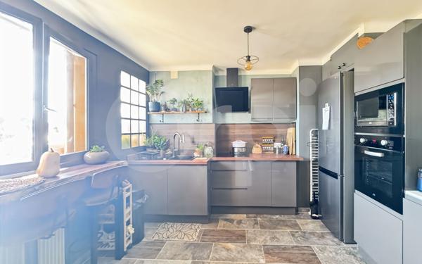 Appartement à vendre    2 pièces • 45,38 m2 Toulon