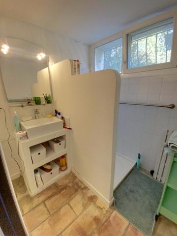Villa
                                                                                                                                                                                                                                                                                                                        5 pièce(s)                                                                                                                                                                                                          3 chambre(s)                                                                                                                                                                                                          150  m²