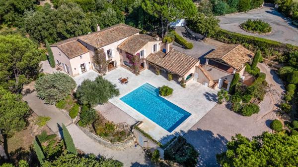 Vente Maison provençale de luxe Grimaud 9 Pièces 328 m²