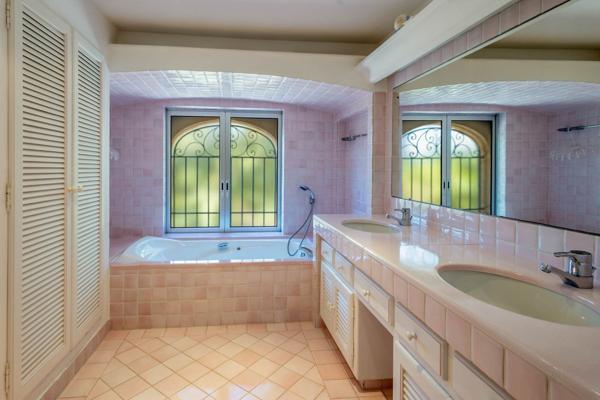 Vente Maison provençale de luxe Grimaud 9 Pièces 328 m²