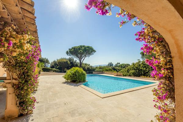 Vente Maison provençale de luxe Grimaud 9 Pièces 328 m²