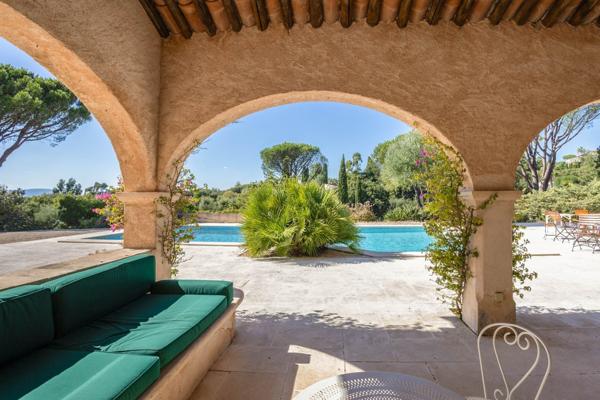 Vente Maison provençale de luxe Grimaud 9 Pièces 328 m²
