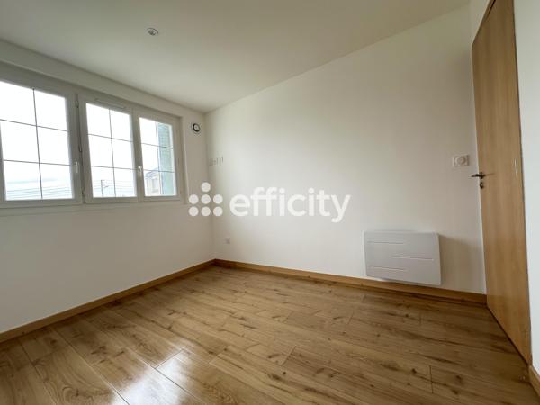 Appartement
         5 pièces
        - 80 m² Exclusivité 240 000 € *