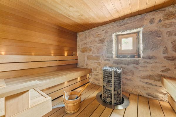 Vente Maison de luxe Chevry 10 Pièces 415 m²