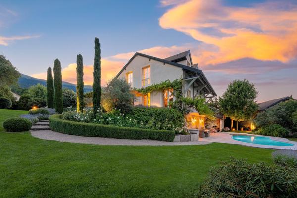 Vente Maison de luxe Chevry 10 Pièces 415 m²