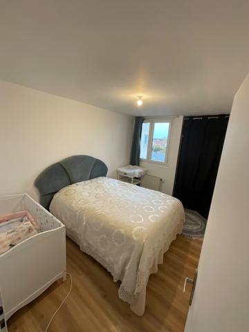 Appartement à vendre 4 pièces ()
