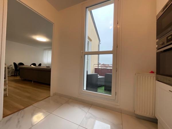 Appartement à vendre 4 pièces ()