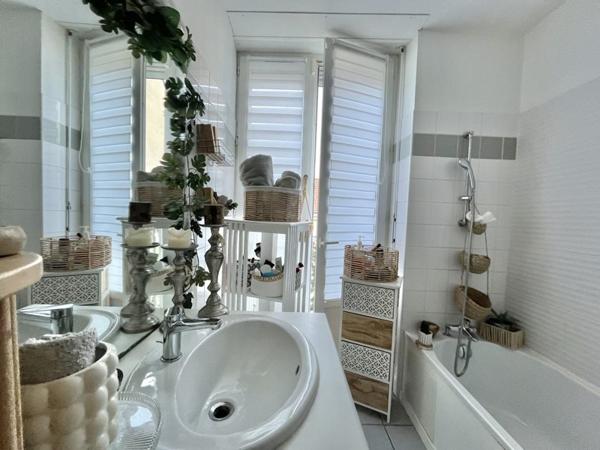 Immeuble à vendre |  Lourdes |  238 m²