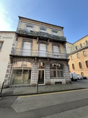 Immeuble à vendre |  Lourdes |  238 m²