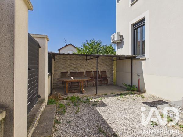 Immeuble à vendre 76 m² Saint-André-les-Vergers