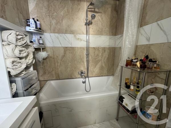 Appartement T3 à vendre  3 pièces - 68,98 m2 LUNEL - 34