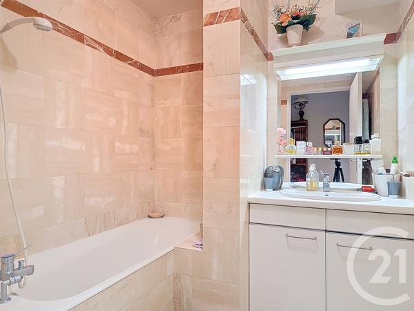 Appartement F3 à vendre  3 pièces - 70 m2 BOURG LA REINE - 92