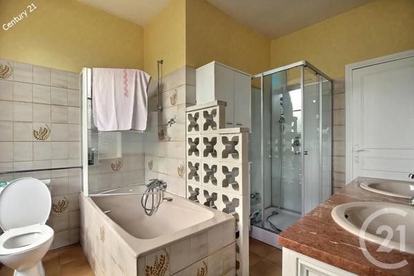 Maison à vendre  5 pièces - 160 m 2   CHATEAU THIERRY  - 02
