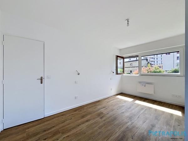 -Appartement de type T5 110M2