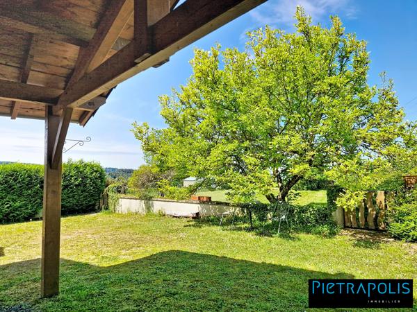 Maison rénovée avec belle vue dégagée sur la campagne