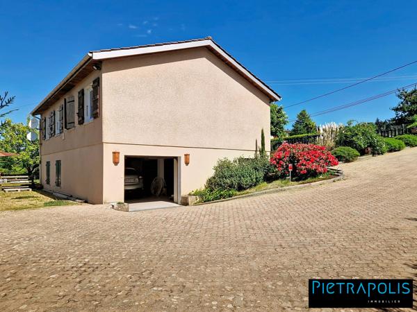Maison rénovée avec belle vue dégagée sur la campagne
