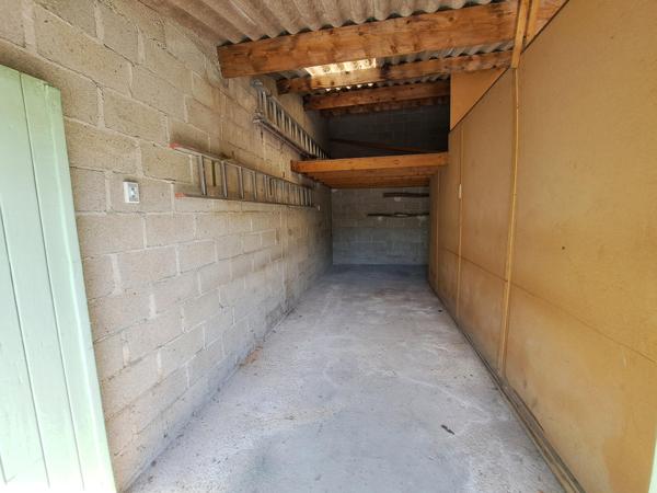 Petite maison ancienne à rafraîchir