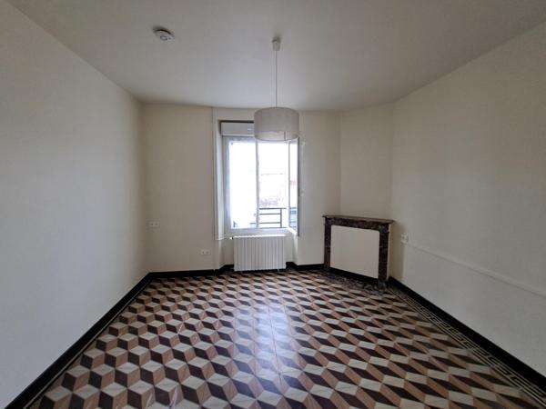 Petite maison ancienne à rafraîchir