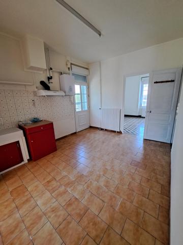 Petite maison ancienne à rafraîchir