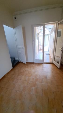 Petite maison ancienne à rafraîchir