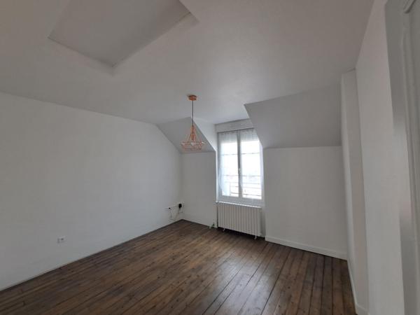 Petite maison ancienne à rafraîchir