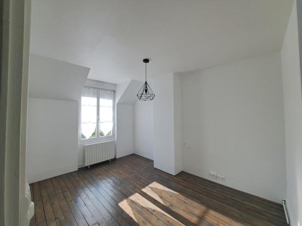 Petite maison ancienne à rafraîchir