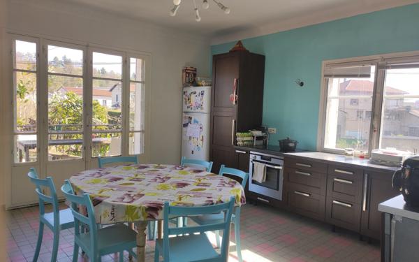 Maison à vendre    6 pièces • 163,45 m2 Oullins