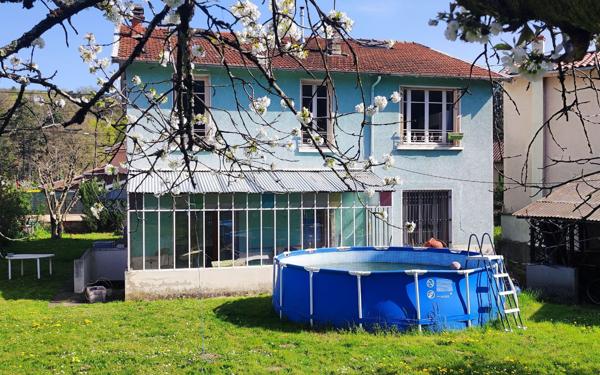 Maison à vendre    6 pièces • 163,45 m2 Oullins