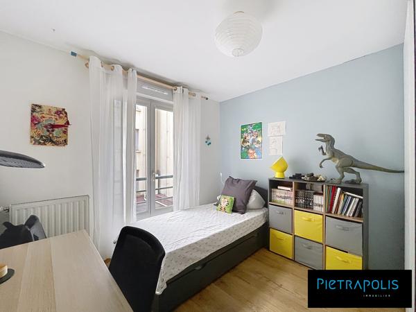 T5 de 102m2, quartier Sainte-blandine, Lyon 2, parking