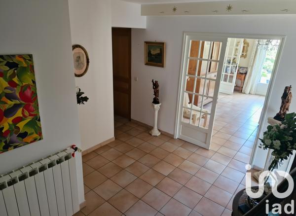 Maison à vendre 6 pièces 126 m² Le Revest-les-Eaux