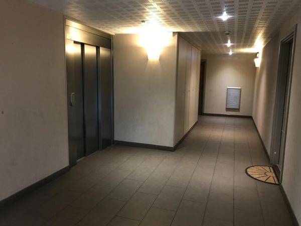 Appartement à vendre 2 pièces VENISSIEUX (69)