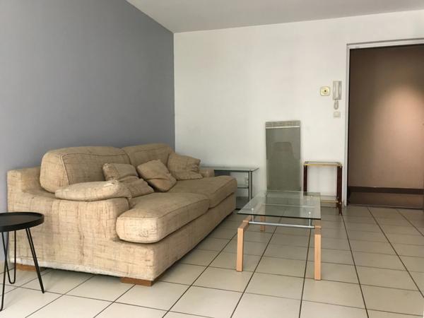 Appartement à vendre 2 pièces VENISSIEUX (69)