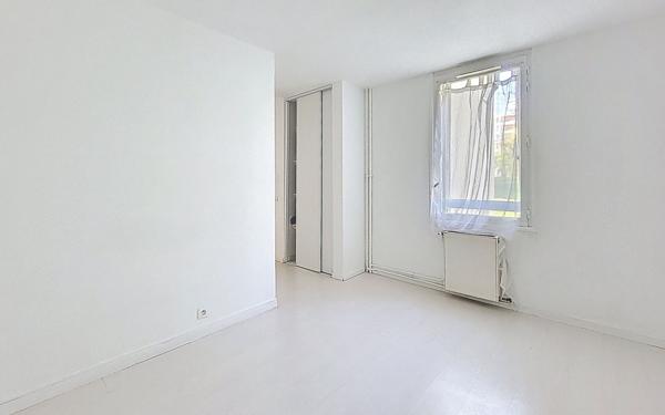 Appartement à vendre    2 pièces • 51,95 m2 Roissy-en-Brie