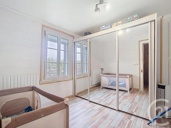 Maison à vendre  10 pièces - 157,12 m2 CAUDEBEC LES ELBEUF - 76