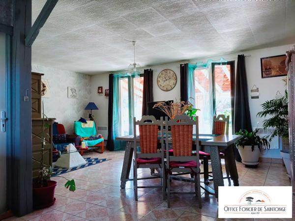 PAVILLON INDÉPENDANT AU CALME PROCHE MIRAMBEAU