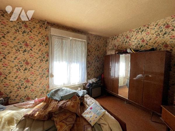 Faubourg d'Isle
Maison 4 pièces, cour.