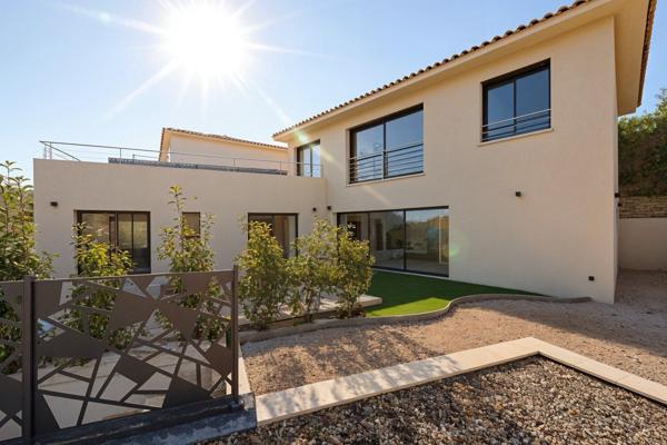 Vente Maison de luxe Le Castellet 5 Pièces 180 m²
