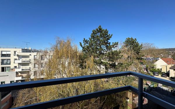 Appartement à vendre    4 pièces • 84,14 m2 Saint-Leu-la-Forêt