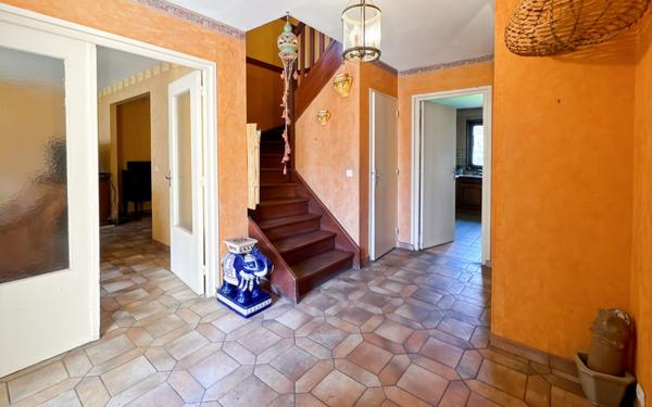 Maison à vendre    6 pièces •  Bondy