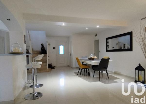 Maison à vendre 4 pièces 158 m² Le Luc