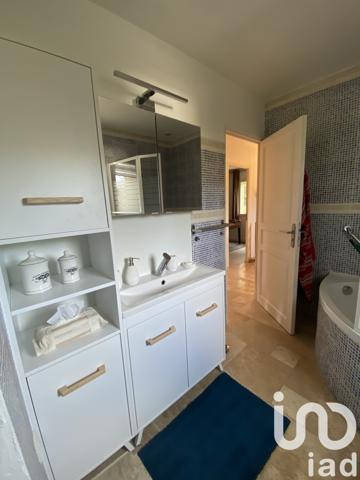 Maison à vendre 4 pièces 158 m² Le Luc