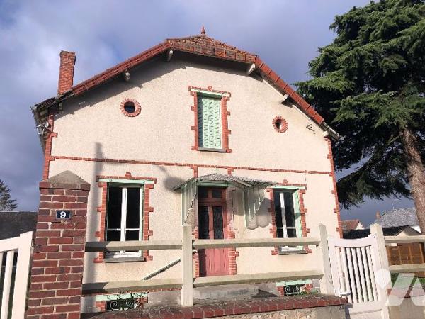 Maison de caractère à vendre centre d'ORGERES EN BEAUCE (Eure-et-Loir)