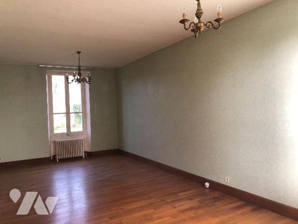 Maison de caractère à vendre centre d'ORGERES EN BEAUCE (Eure-et-Loir)