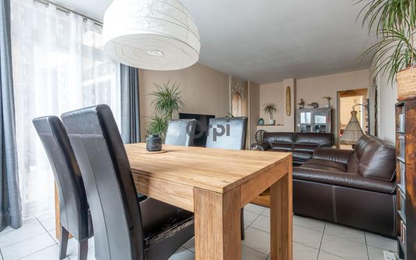 Appartement à vendre    4 pièces • 82,30 m2 Alfortville